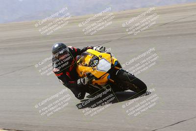 media/Apr-10-2022-SoCal Trackdays (Sun) [[f104b12566]]/Bowl (11am)/